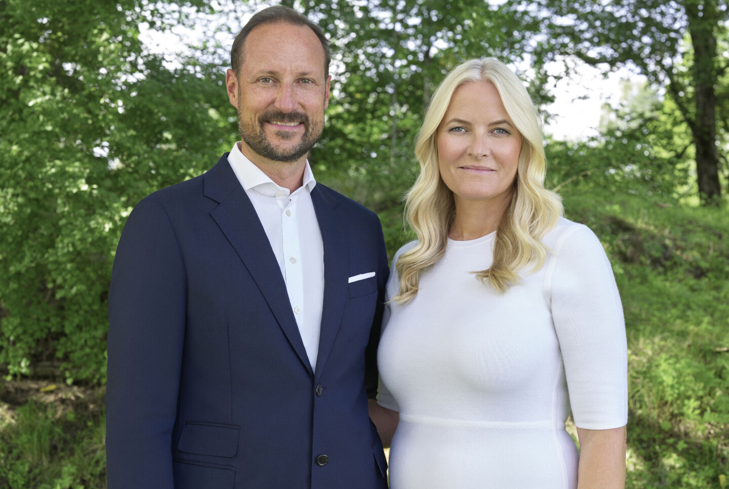 Deres Kongelige Høyheter Kronprinsen og Kronprinsessen. Foto: Dusan Reljin / Det kongelige hoff